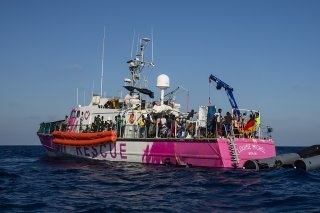 Le navire allemand Louise-Michel est arrivé vendredi sur l'île italienne de Lampedusa avec 33 migrants à bord (archives).
